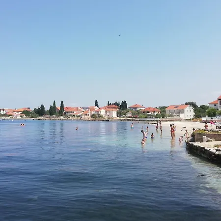 Andela Apartman *