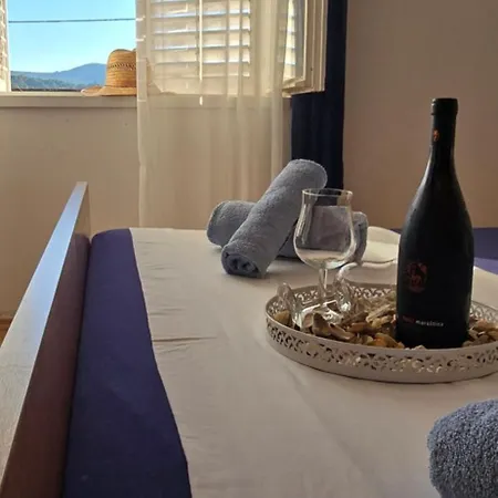 Apartament Andela *