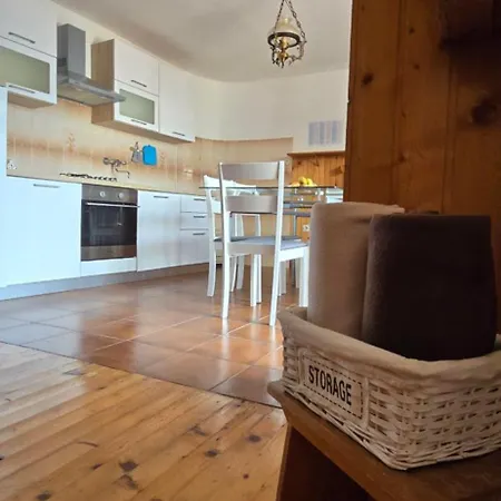 Andela Apartman *