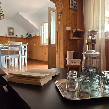 Andela Apartman